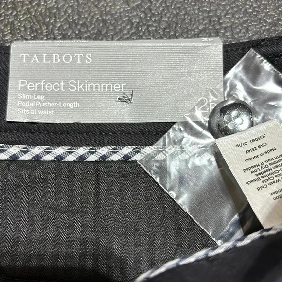 Talbots Perfect Skimmer slim leg,pedal pusher length,cropped pants - Picture 7 of 9
